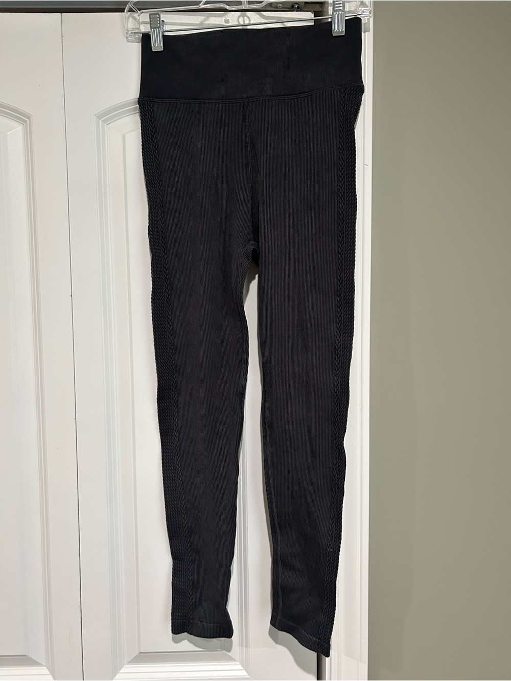aerie Black High-Rise Textured Side-Panel Leggings